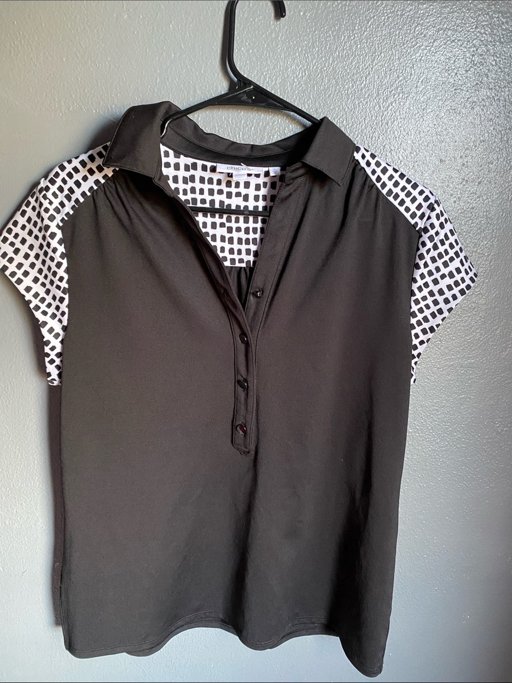 Chico's Black Button-Front Top with White Geo-Print Shoulders